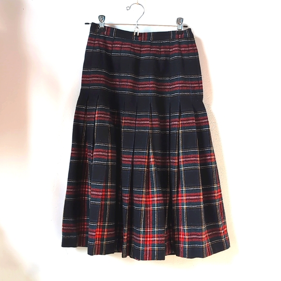 Vintage Pendleton Wool Plaid Skirt, XS - Picture 2 of 7